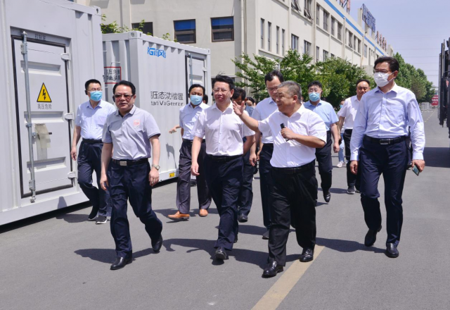 市人大常委会委员张弢带队到乐鱼首页(中国)网页版公司专题调研
